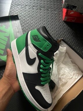 Nike Air Jordan 1 Mid – White/Black/Green Men's Sneaker